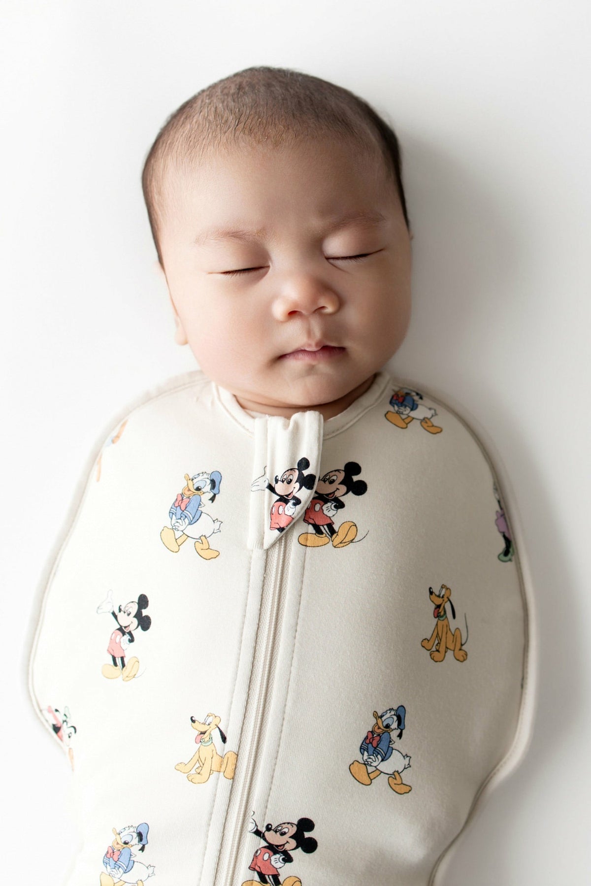 Swaddle Bag in Mickey Mouse and Friends 0.5 | Kyte Baby