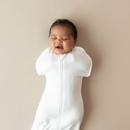 Swaddle Bag in Cloud 0.5 | Kyte Baby