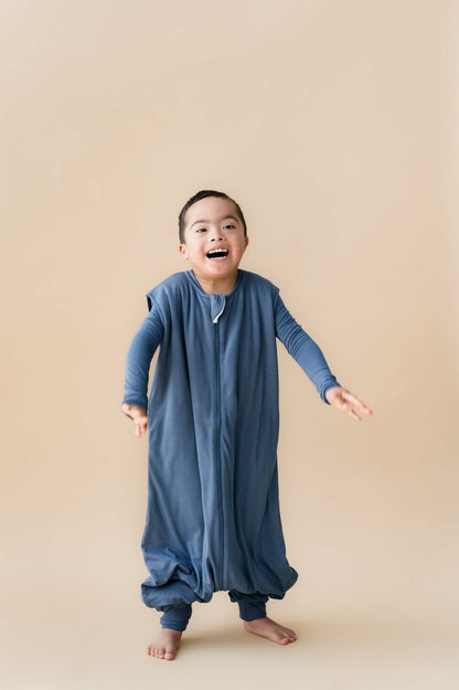 Sleep Bag Walker in Oxford 1.0 | Kyte Baby