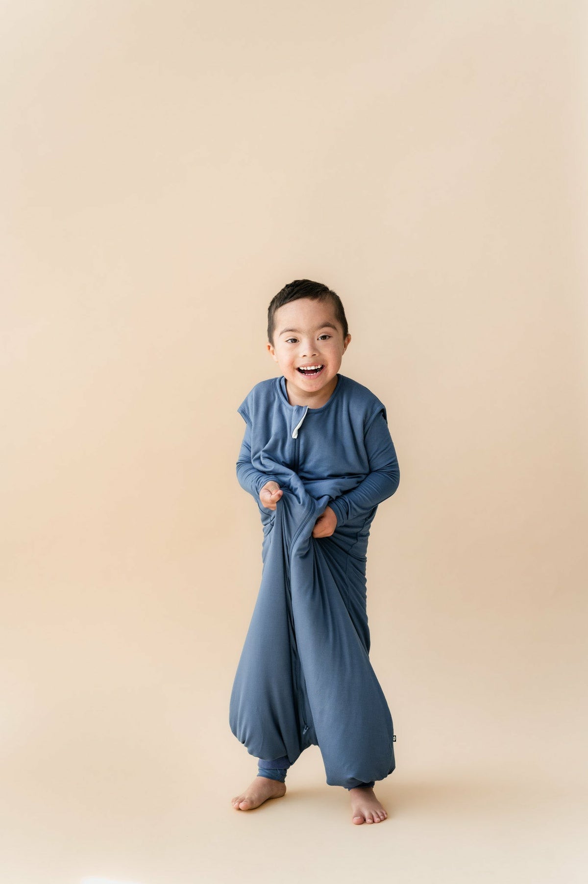 Sleep Bag Walker in Oxford 1.0 | Kyte Baby