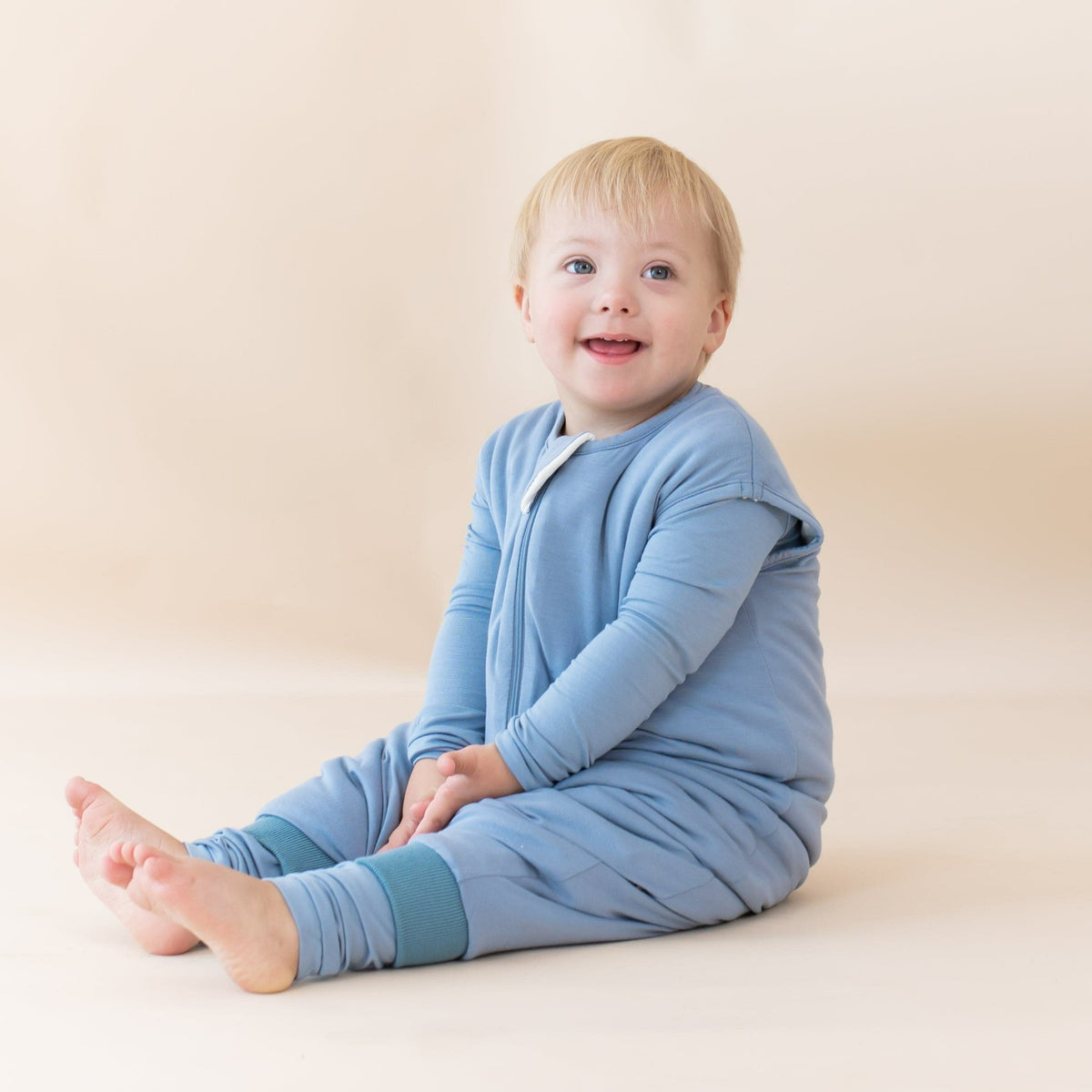 Sleep Bag Walker in Slate 1.0 TOG | Kyte Baby