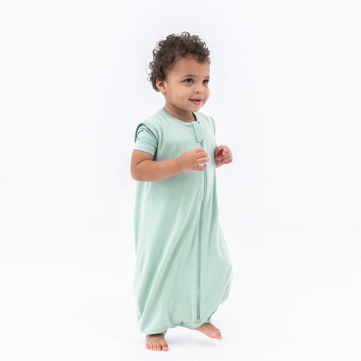 Sleep Bag Walker in Sage 0.5 TOG | Kyte Baby