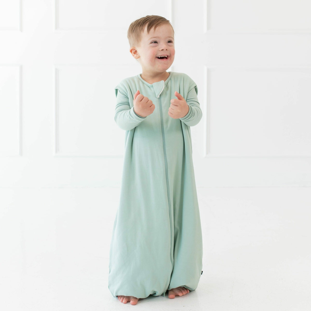 Sleep Bag Walker in Sage 1.0 TOG | Kyte Baby
