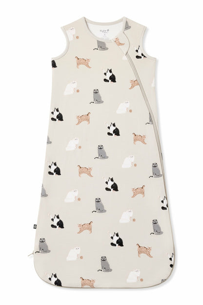 Sleep Bag in Fluffy Cat 0.5 | Kyte Baby