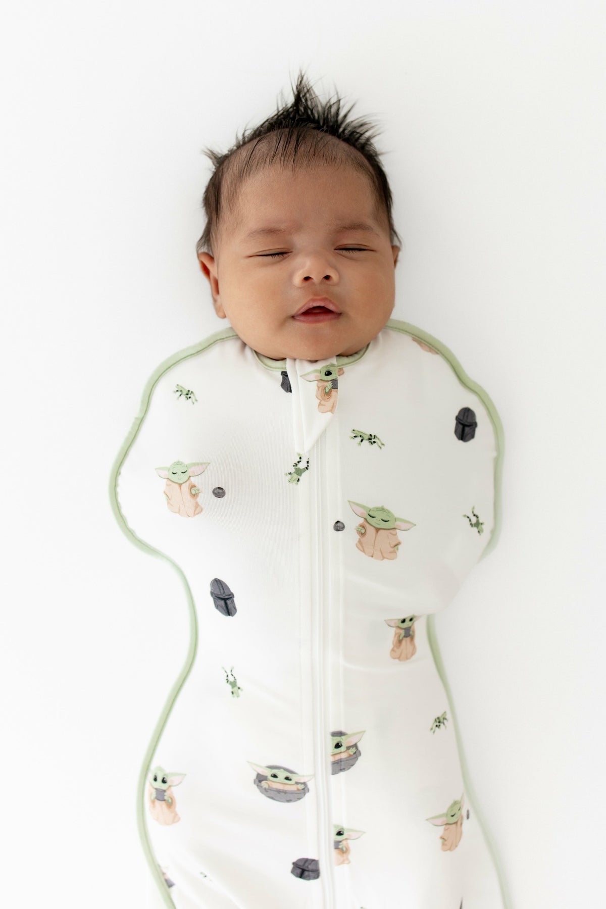 Swaddle Bag in Grogu™ 0.5 | Kyte Baby