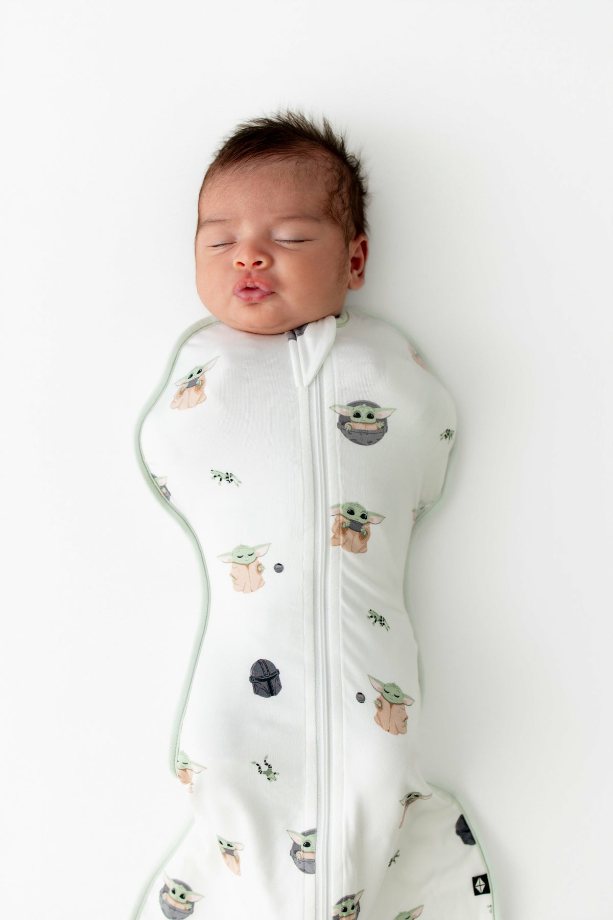 Swaddle Bag in Grogu™ 0.5 | Kyte Baby