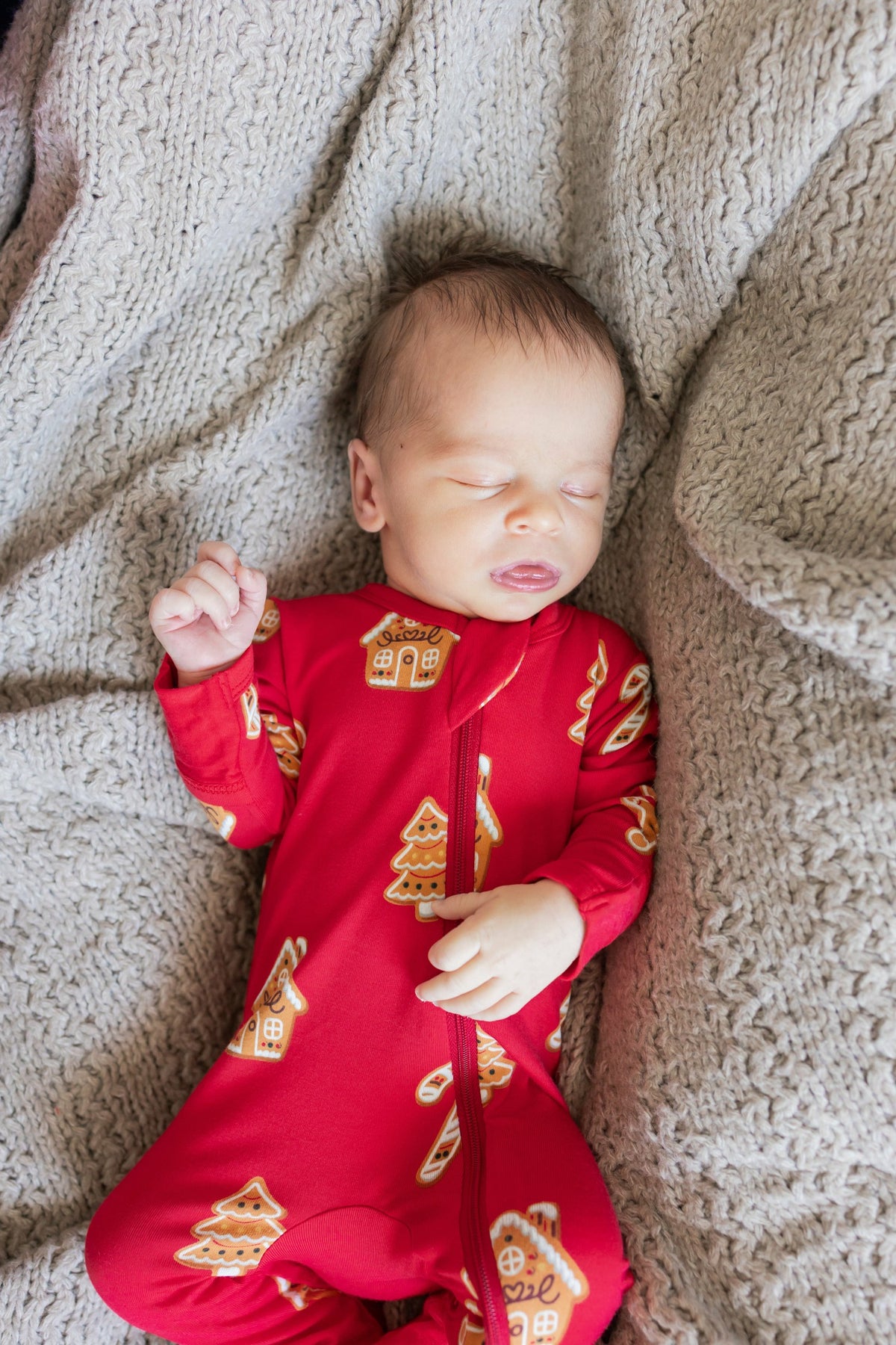 Zippered Footie in Gingerbread | Kyte Baby