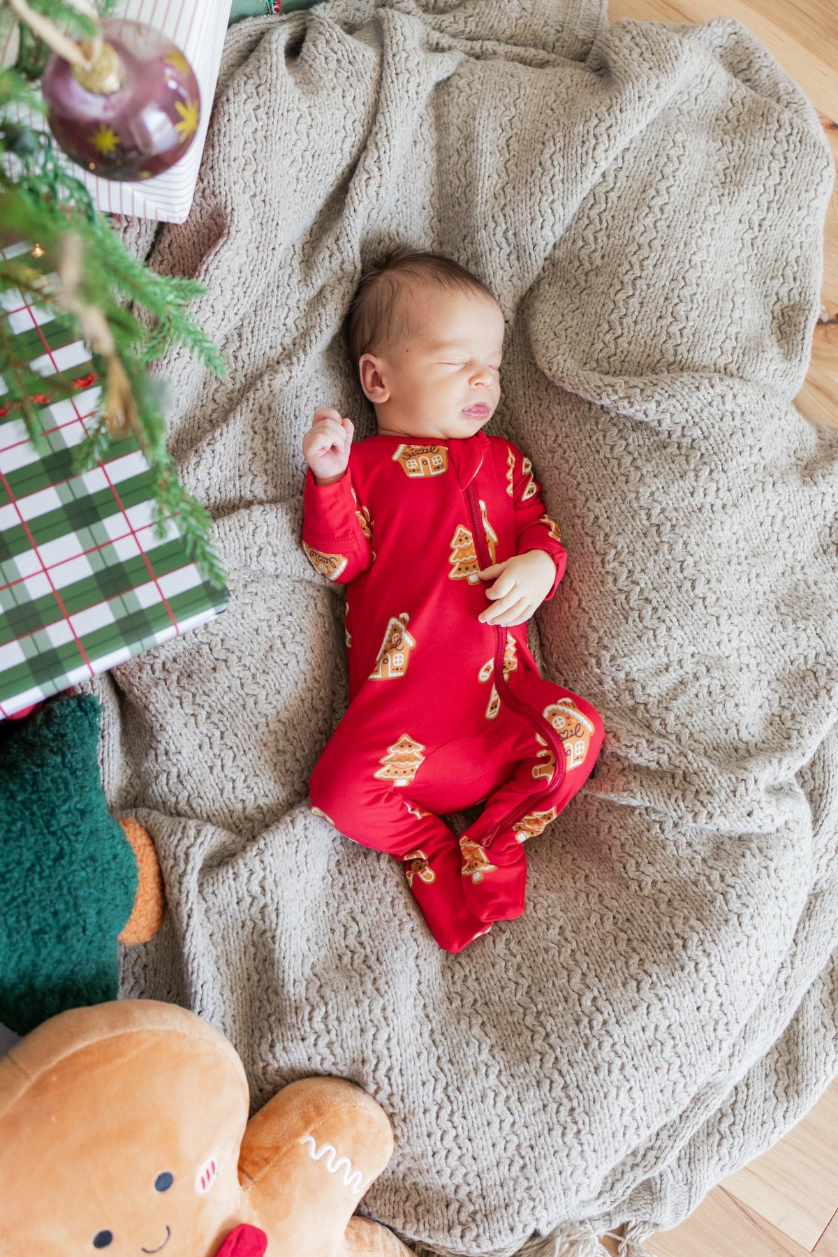Zippered Footie in Gingerbread | Kyte Baby