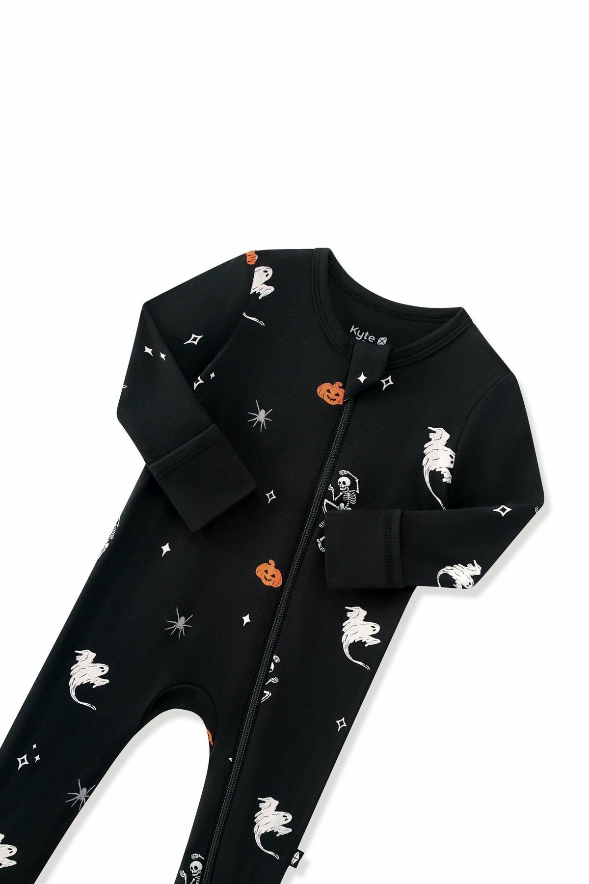Zippered Footie in Halloween Friends | Kyte Baby