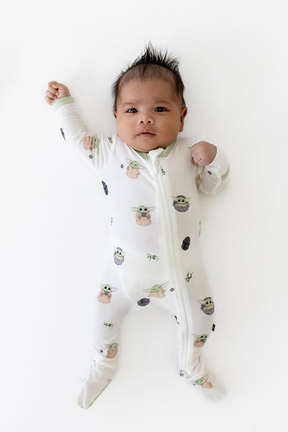 Zippered Footie in Grogu™ | Kyte Baby