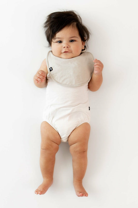 Bamboo Cushy Bib in Oat | Kyte Baby
