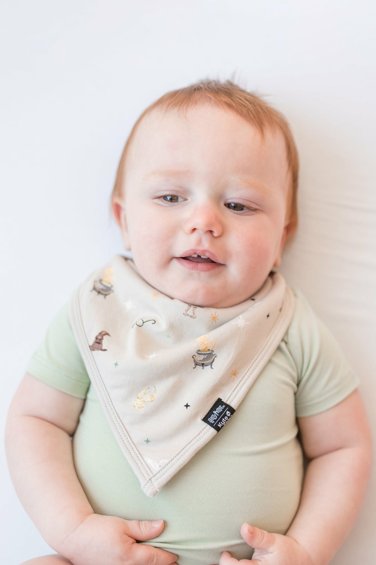 Bib in Starry Icon | Kyte Baby