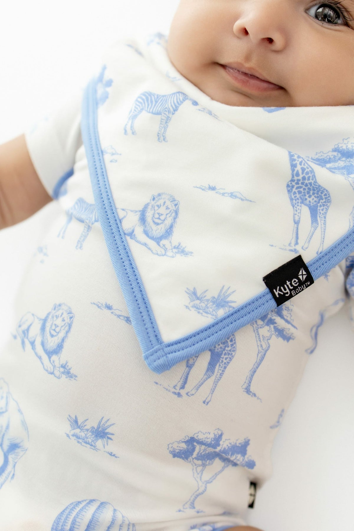 Bib in Toile Safari | Kyte Baby