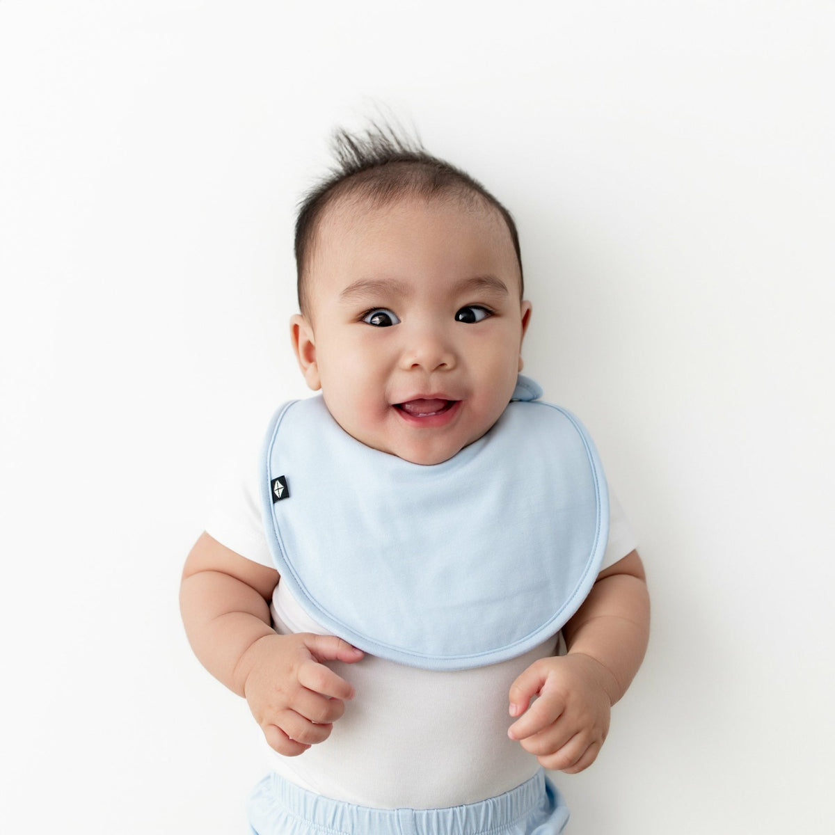 Cushy Bib in Breeze | Kyte Baby