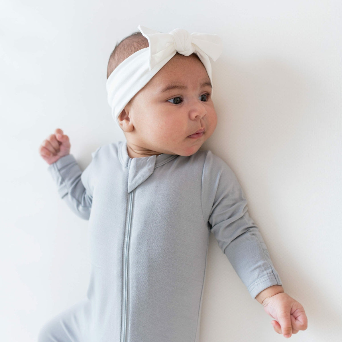 Knotted Bow Headband in Cloud | Kyte Baby