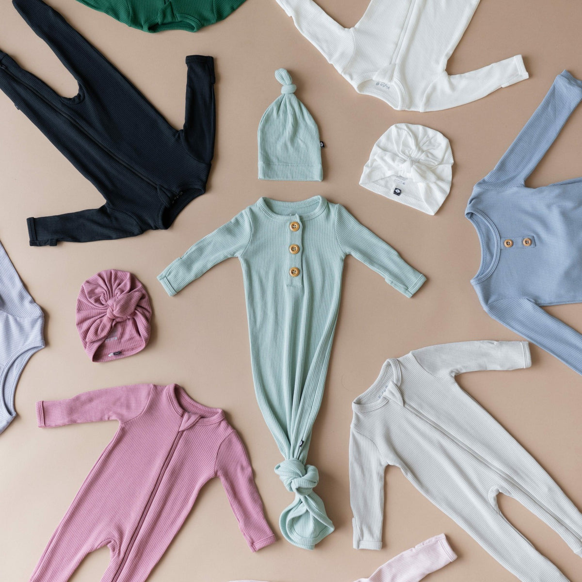 Ribbed Headwrap in Cloud | Kyte Baby