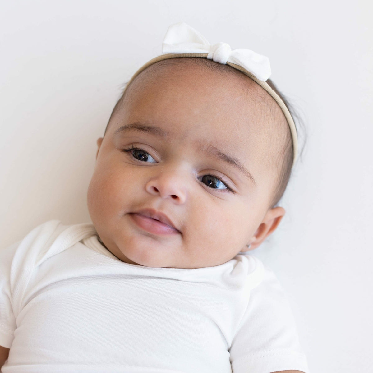 Tiny Nylon Bow in Cloud | Kyte Baby
