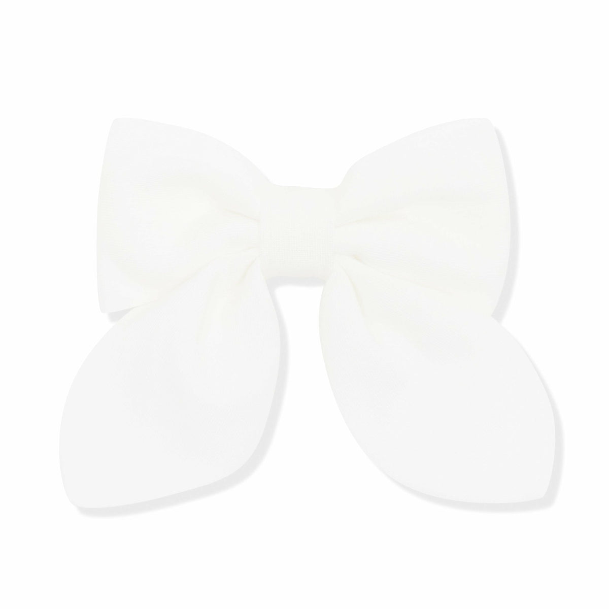Medium Alligator Clip Bow in Cloud | Kyte Baby