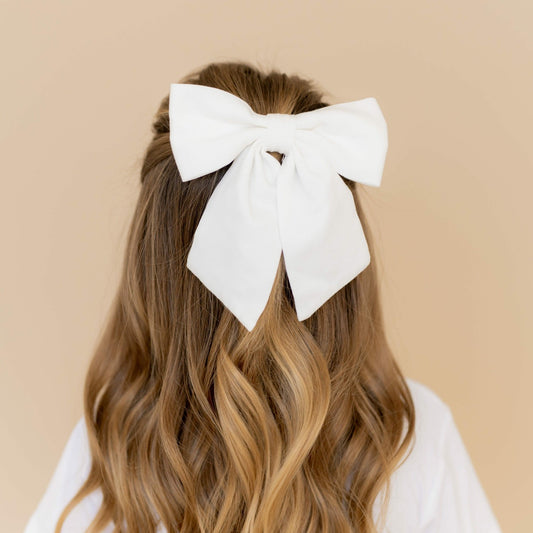 Large Alligator Clip Bow in Cloud | Kyte Baby