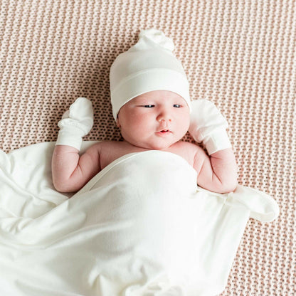 Scratch Mitten in Cloud | Kyte Baby