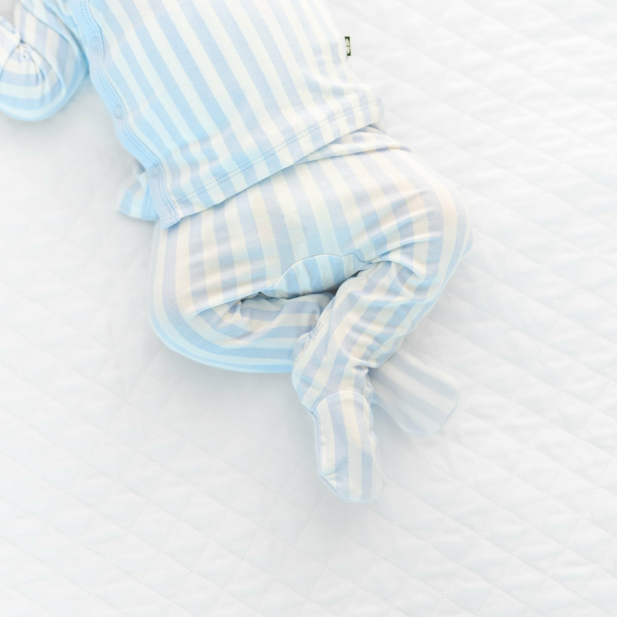 Take Me Home Set with Cap in Small Mist Stripe | Kyte Baby