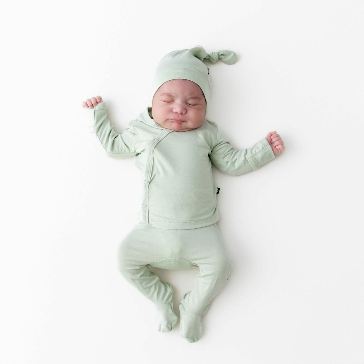Take Me Home Set with Cap in Basil | Kyte Baby