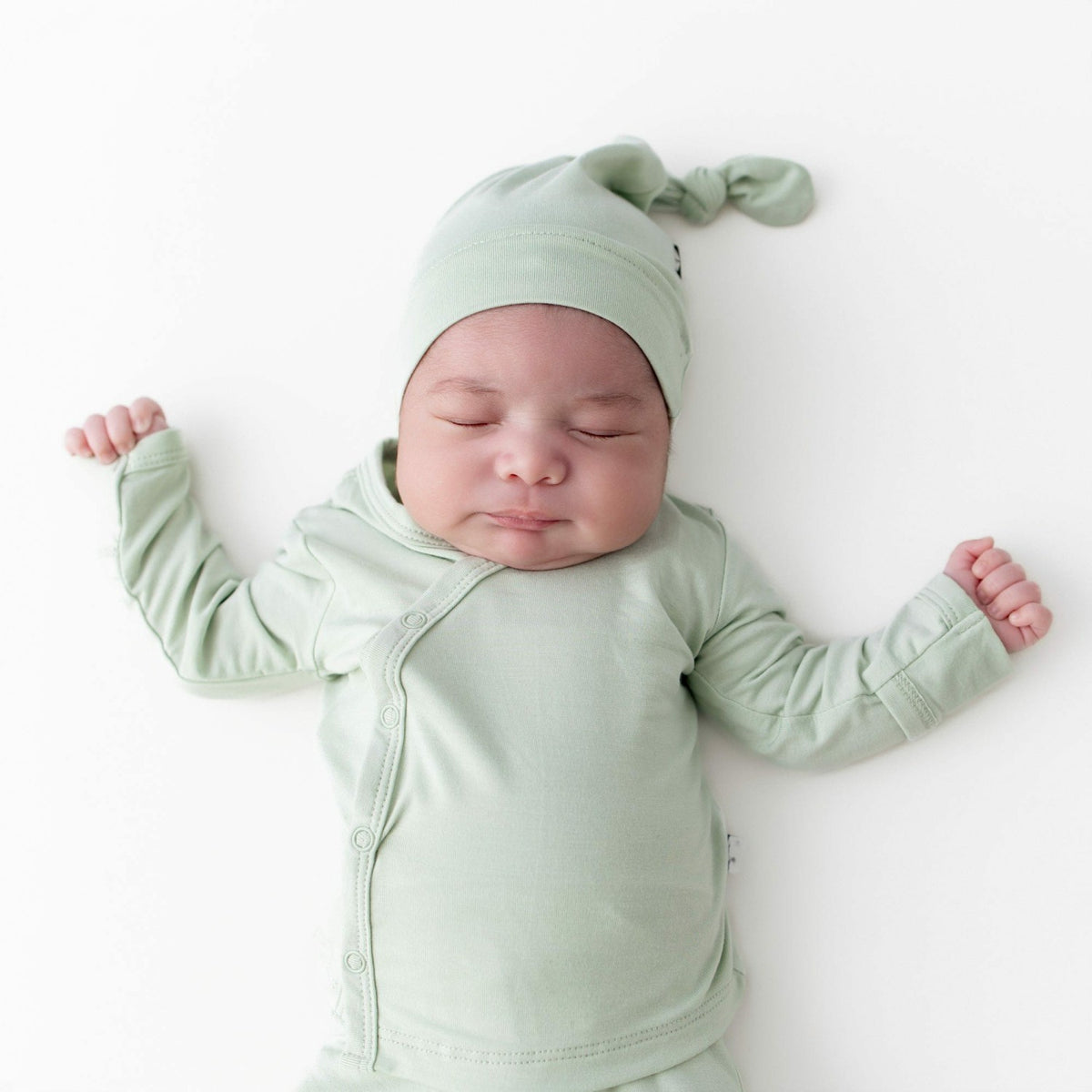 Take Me Home Set with Cap in Basil | Kyte Baby