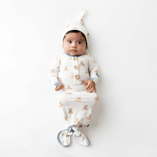 Knotted Day Gown with Hat Set in Teddy Bear | Kyte Baby
