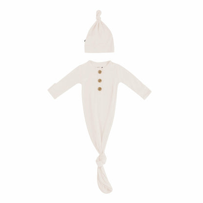 Knotted Gown with Hat Set in Oat | Kyte Baby