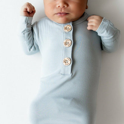 Knotted Gown with Hat Set in Fog | Kyte Baby