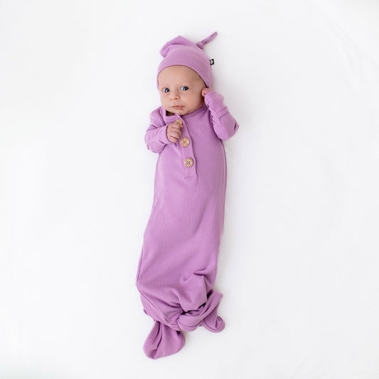 Ribbed Knotted Day Gown with Hat Set in Poi | Kyte Baby