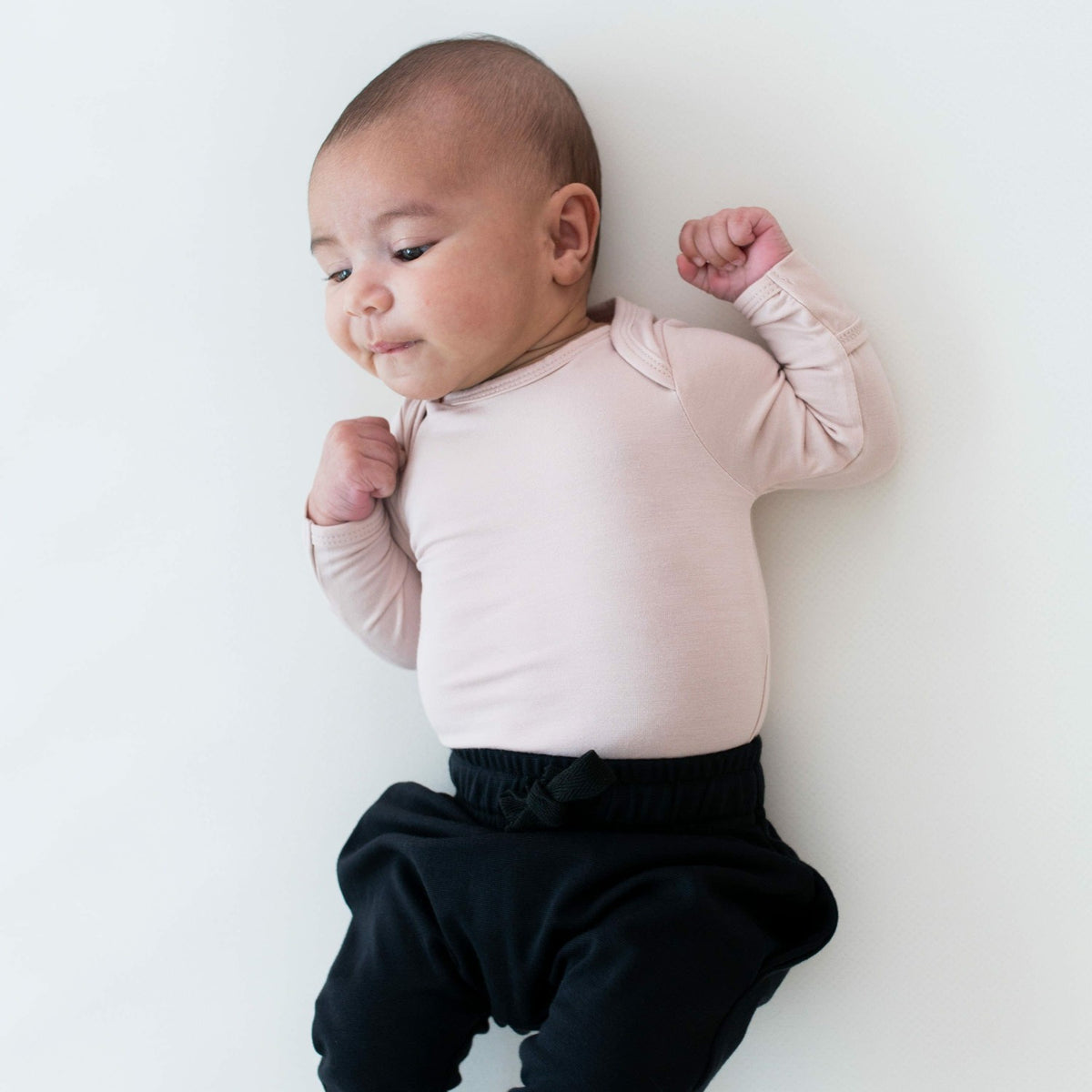 Long Sleeve Bodysuit in Blush | Kyte Baby