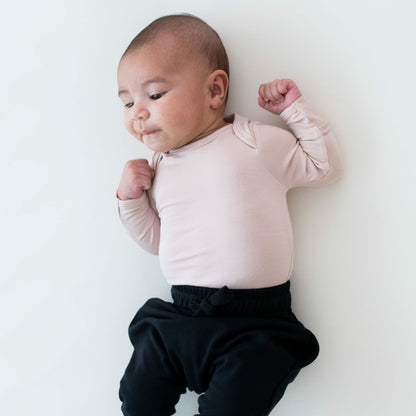Long Sleeve Bodysuit in Blush | Kyte Baby