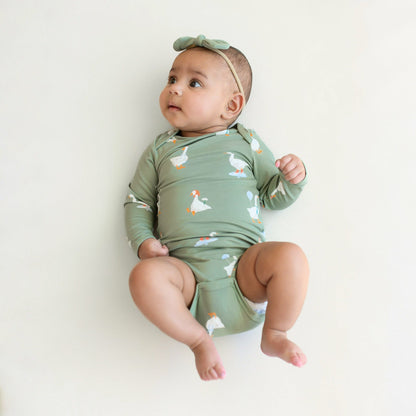 Long Sleeve Bodysuit in Silly Goose | Kyte Baby