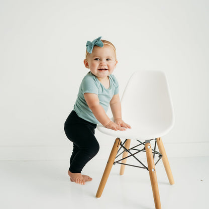 Ribbed Leggings in Midnight | Kyte Baby