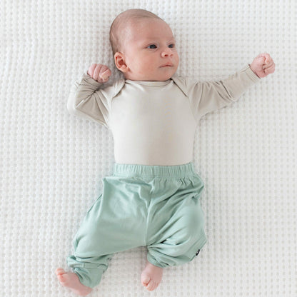 Pant in Sage | Kyte Baby