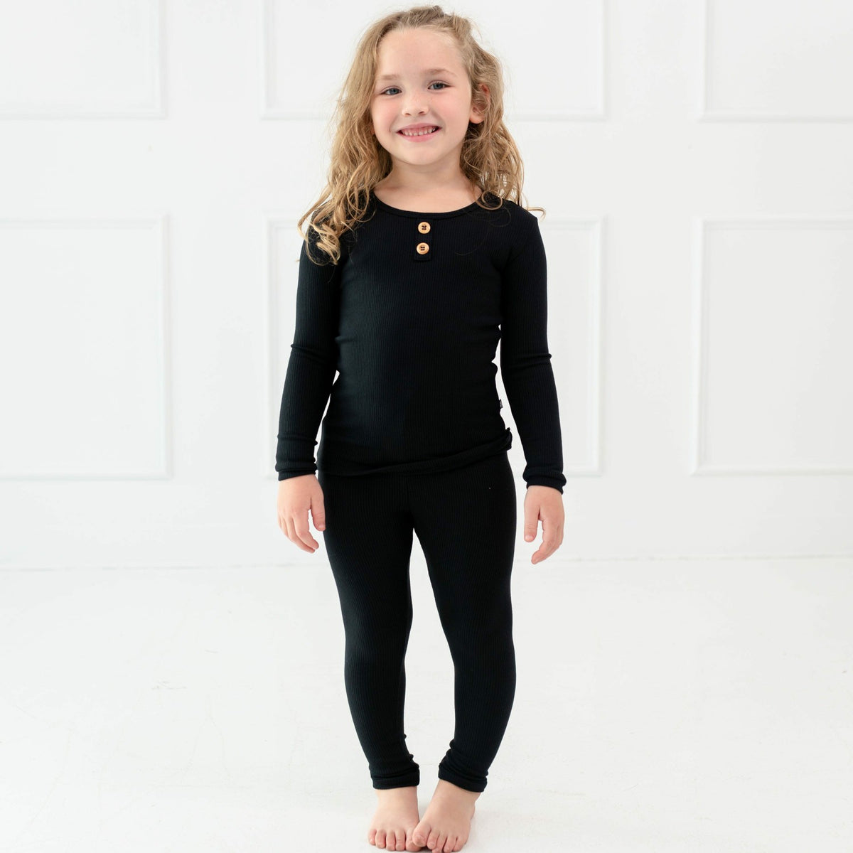 Ribbed Henley Set in Midnight | Kyte Baby