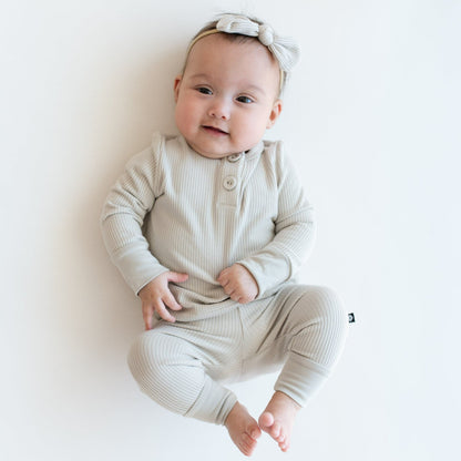 Ribbed Infant Henley Set in Oat | Kyte Baby