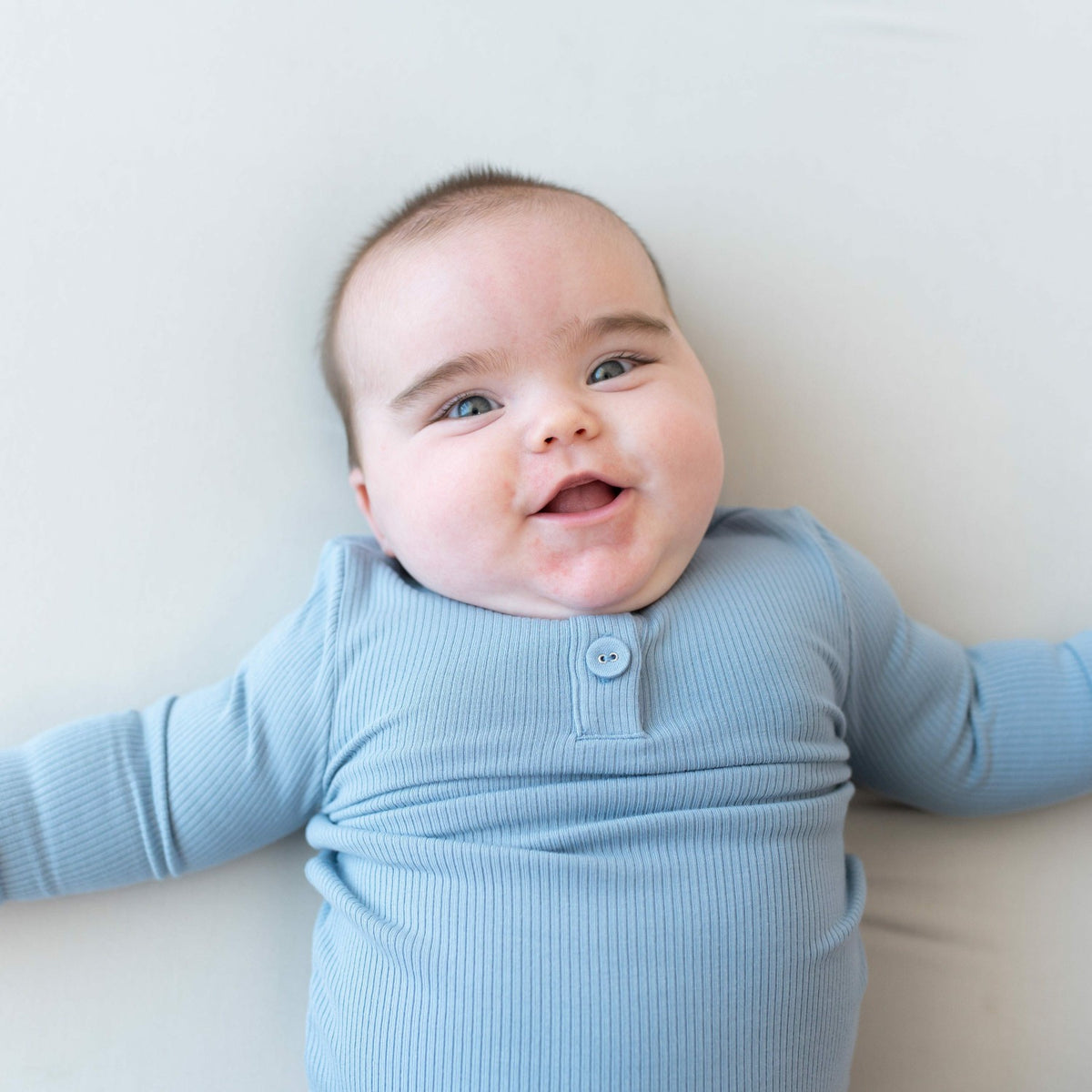 Ribbed Infant Henley Set in Slate | Kyte Baby