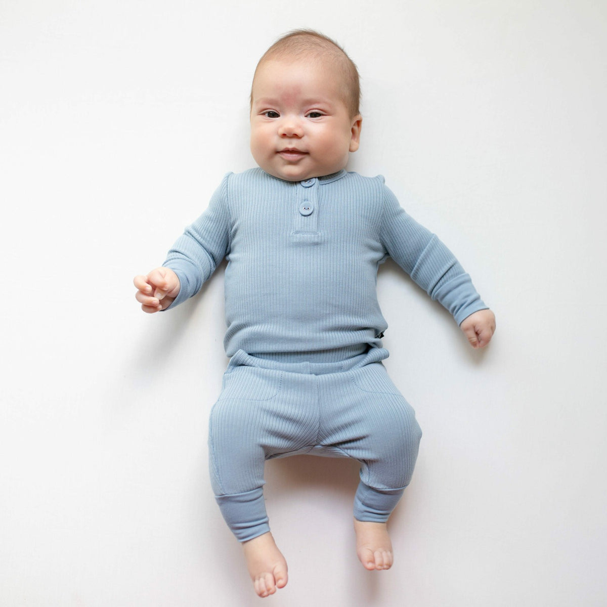 Ribbed Infant Henley Set in Slate | Kyte Baby