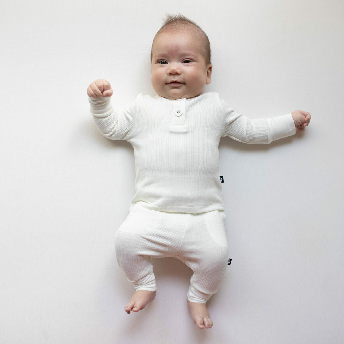 Ribbed Infant Henley Set in Cloud | Kyte Baby