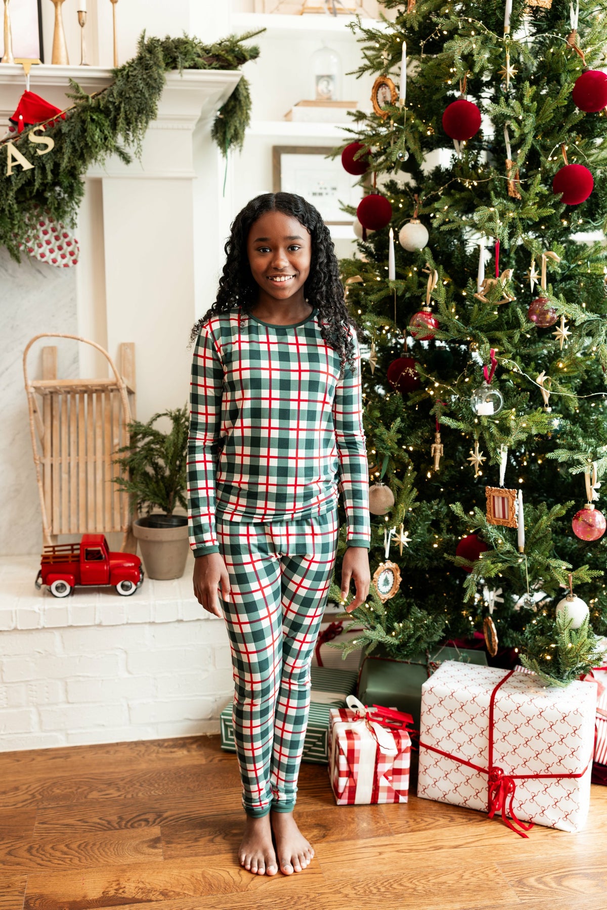 Long Sleeve Pajamas in Holiday Plaid | Kyte Baby