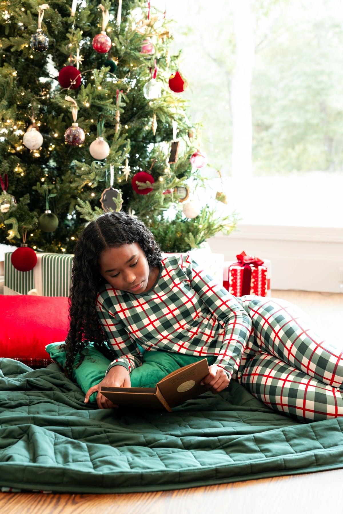 Long Sleeve Pajamas in Holiday Plaid | Kyte Baby