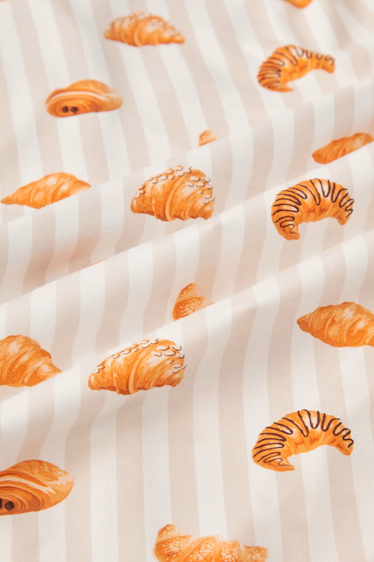 Long Sleeve Pajamas in Croissant | Kyte Baby