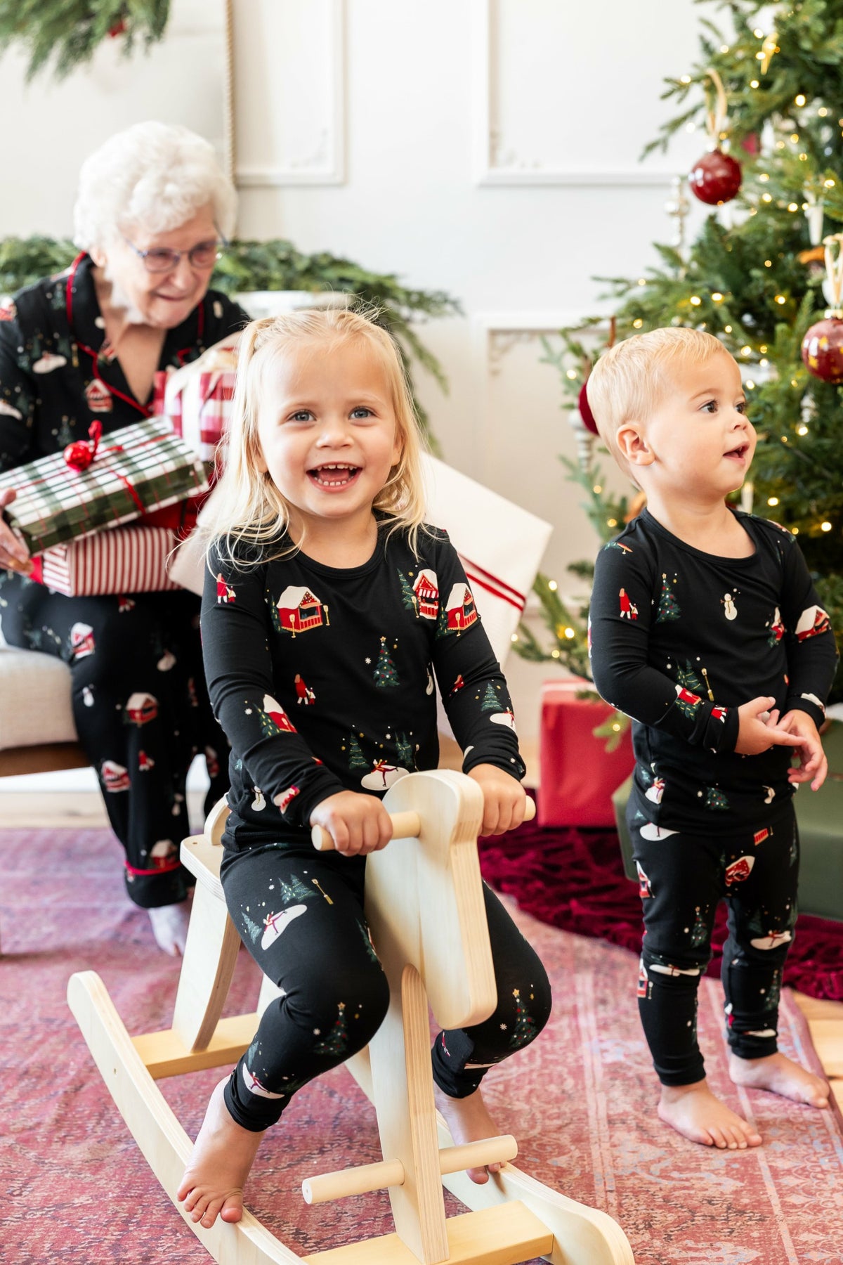 Long Sleeve Pajamas in Winter Wonderland | Kyte Baby