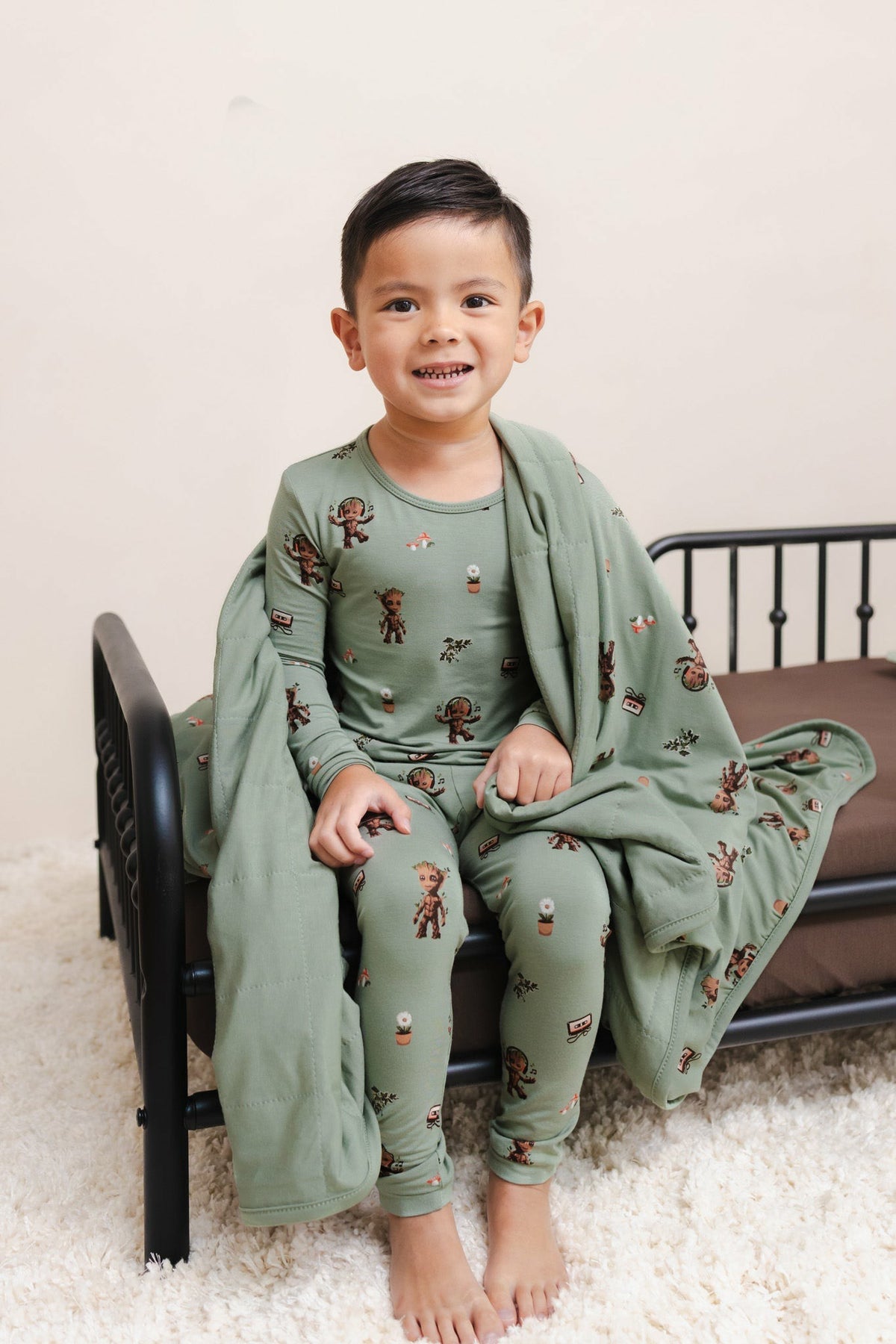 Long Sleeve Pajamas in Groot | Kyte Baby
