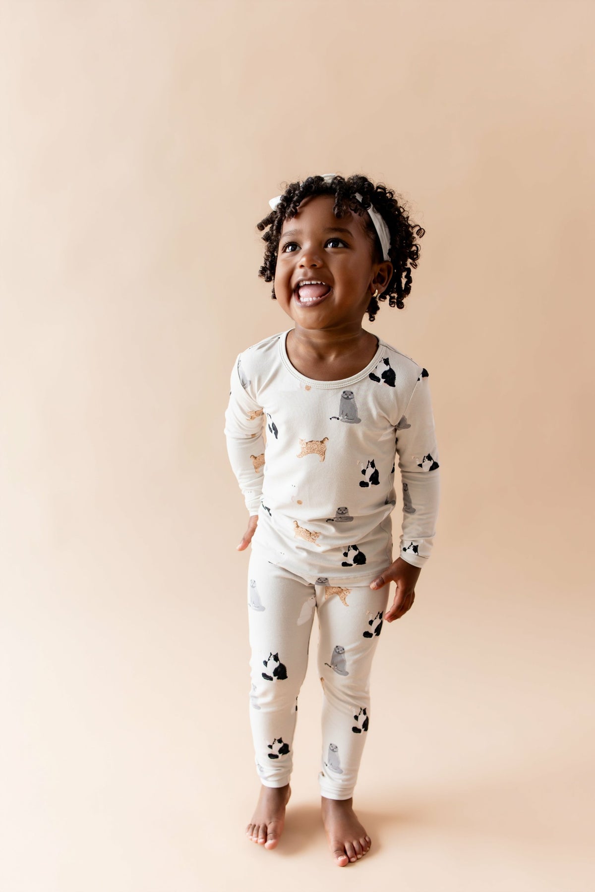 Long Sleeve Pajamas in Fluffy Cat | Kyte Baby
