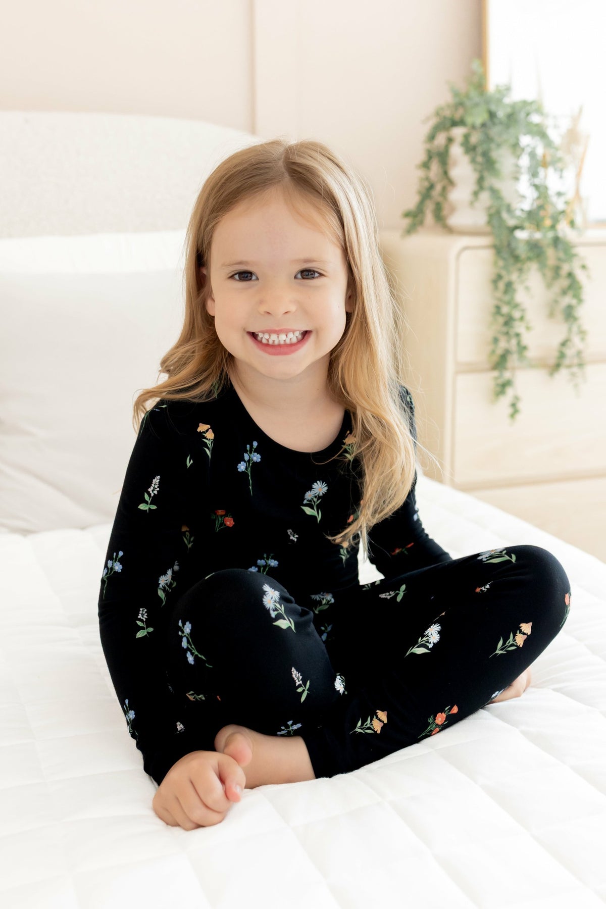 Long Sleeve Pajamas in Midnight Wildflower | Kyte Baby