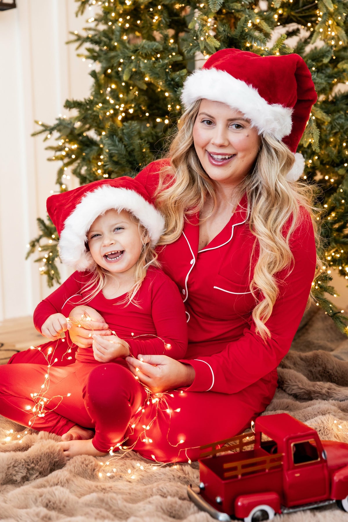 Long Sleeve Pajamas in Cardinal | Kyte Baby