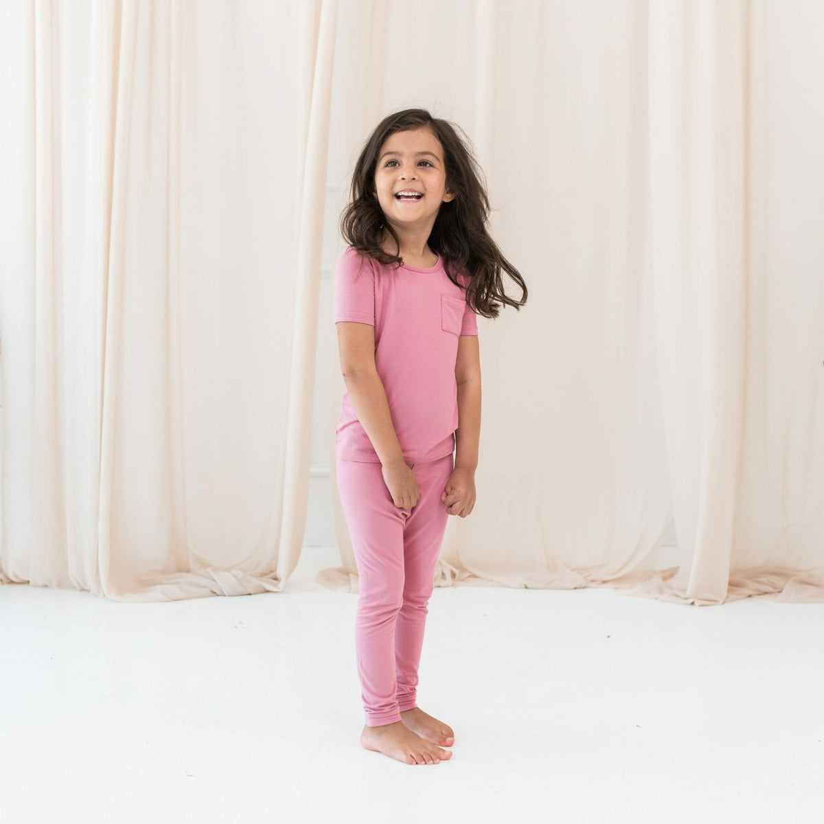 Short Sleeve with Pants Pajamas in Apple Blossom | Kyte Baby